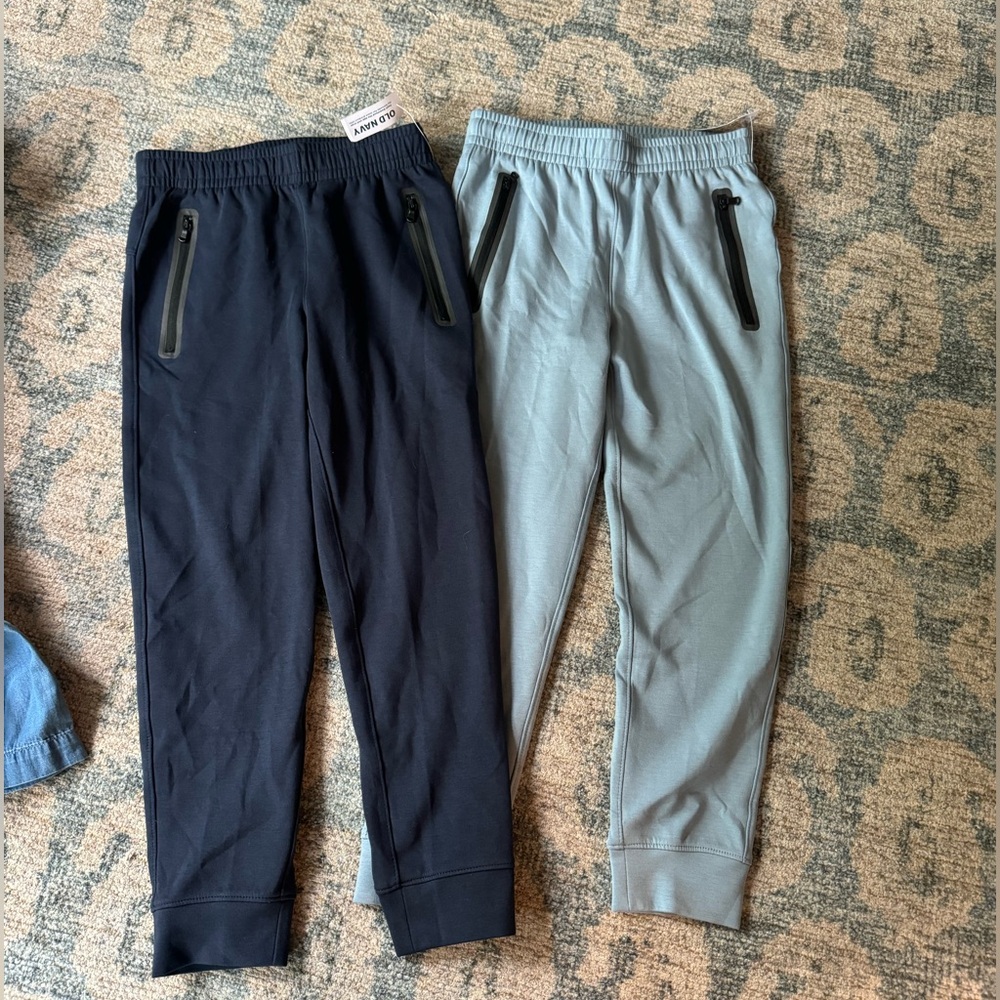 Old Navy Dynamic Fleece Joggers (light blue & navy)